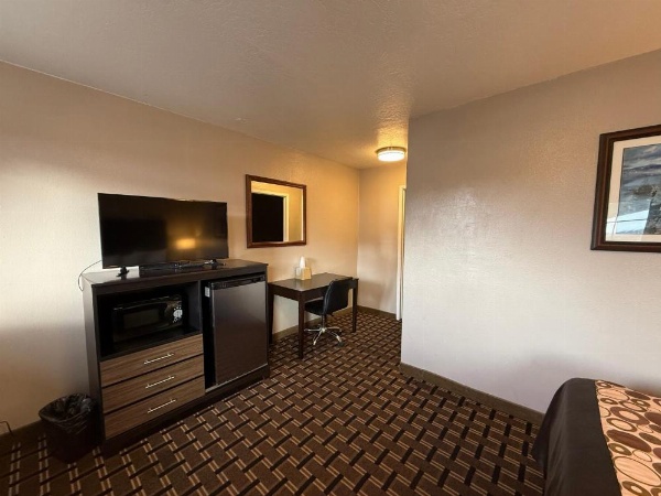 Beverly Lodge image 12