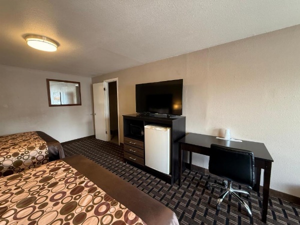 Beverly Lodge image 21